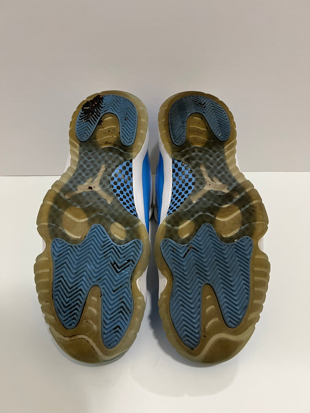 The Relentless Special – Deep Clean + Sole Icing Service