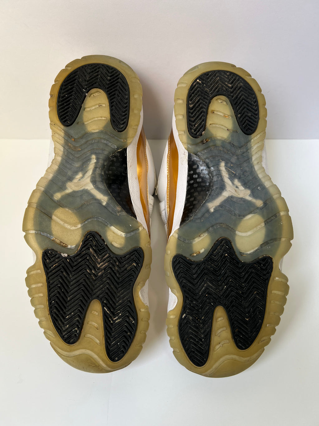 The Relentless Special – Deep Clean + Sole Icing Service