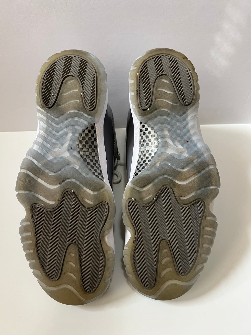 The Relentless Special – Deep Clean + Sole Icing Service