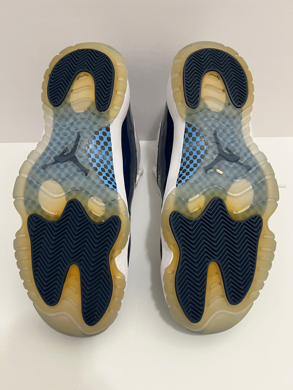The Relentless Special – Deep Clean + Sole Icing Service